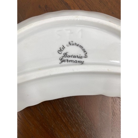 Old Nuremberg Trinket/Bone Dish Curved purple Floral 6 1/2" - Picture 5 of 5